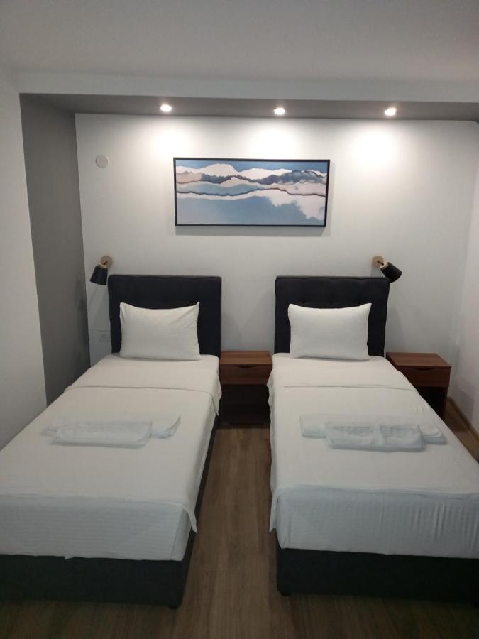 Prenociste Srebrno Jezero Hotel Veliko Gradište Buitenkant foto